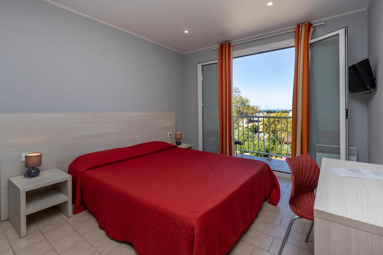 Hotel Arcu Di Sole Ольмето Екстер'єр фото